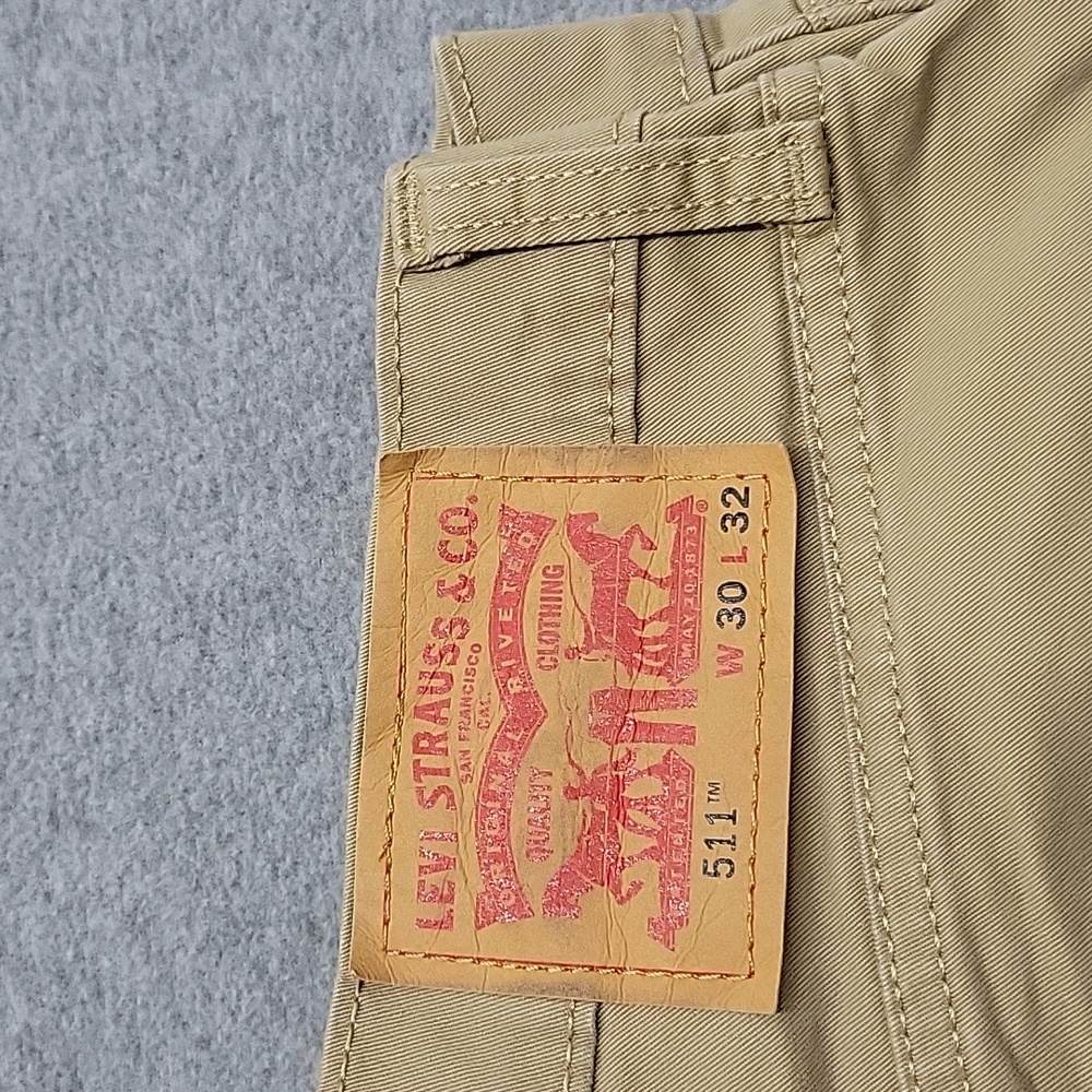 Levi's 511 Beige Size 30x32